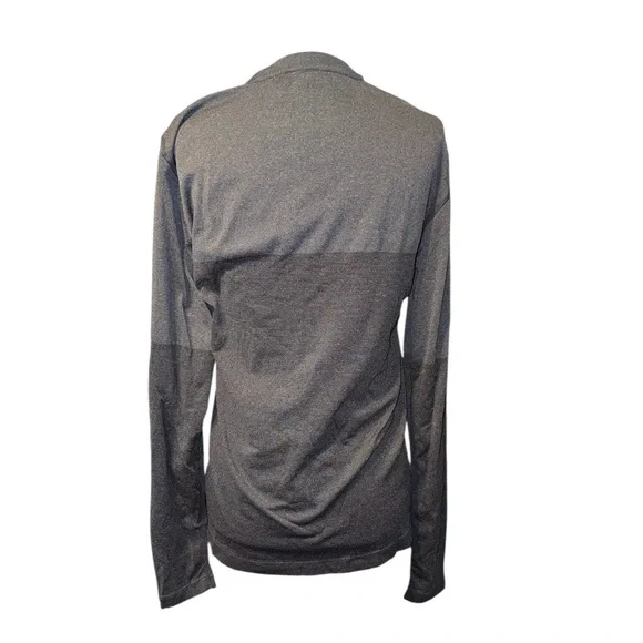 Vuori Seamless Men's Long Sleeve Current Tech Performance Tee - Picture 2 of 8